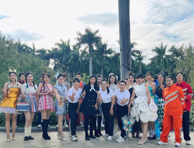 昇驰公司环卫工人参加广西第二十九个环卫工人